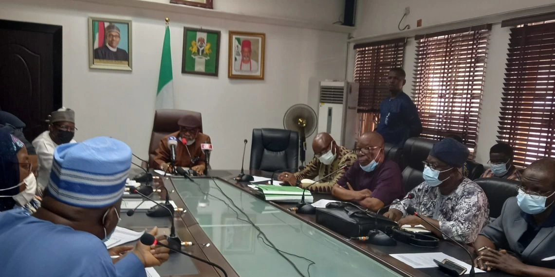 FG Meeting With Labour