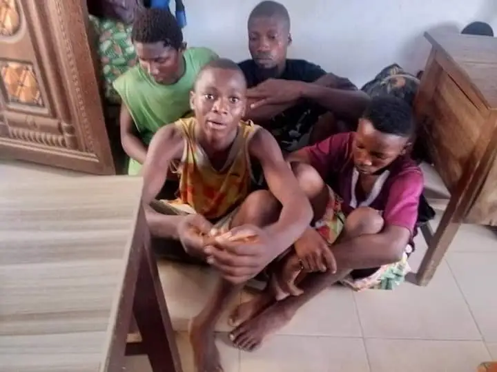 6 Boys Gang-Rape