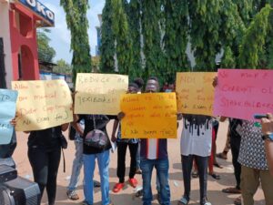 Imposition of N5000 Exam Fee: Oko Poly Students Protest Against Management