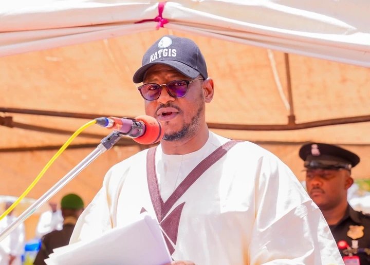 Governor Radda Distributes N45,000 to Katsina Workers for Eid-l-Kabir