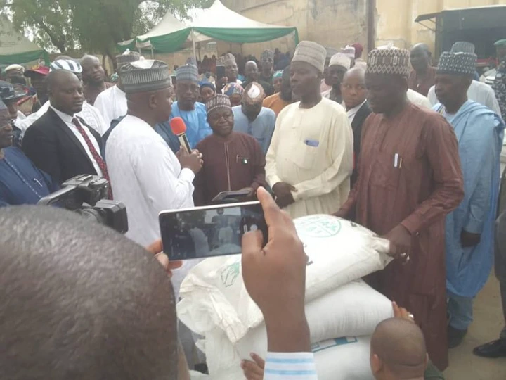 Borno launches fertilizer sales and distribution, cautions committee against diversion