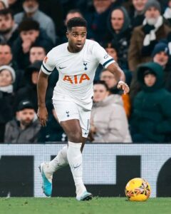 Tottenham Hotspur confirms the departure of four senior players