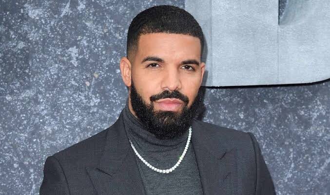 Drake Fires Legal Shots at UMG Over Kendrick’s “Not Like Us”