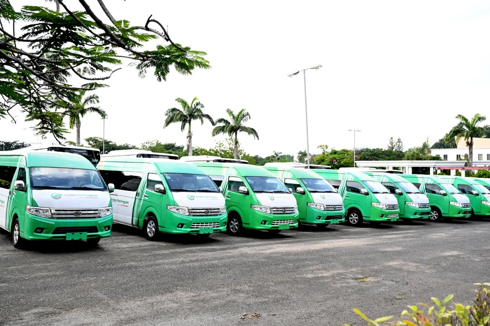 Tinubu Unveils Over 64 CNG Buses To Organised Labour Union, NANS