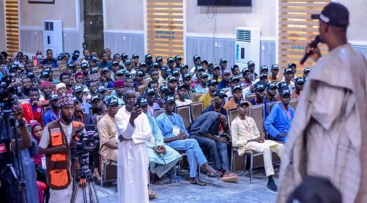 Federal Lawmaker Disburses over N20 Million in Educational Grants to 1,000 Borno Students Across Nigeria