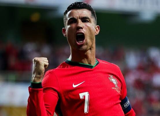 Cristiano Ronaldo Hits Milestone Of 1 Billion Followers, Celebrates With Heartfelt Message