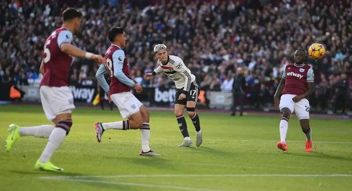 EPL: West Ham Defeats Manchester United to Move Clear of Relegation Zone