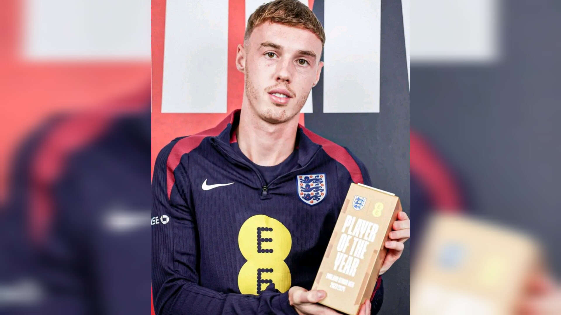 Cole Palmer Wins England Men's Player of the Year Award for 2024