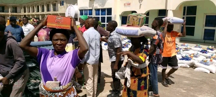 FG and NEMA Provide Flood Relief to 11 Communities in Kaura, Kaduna State