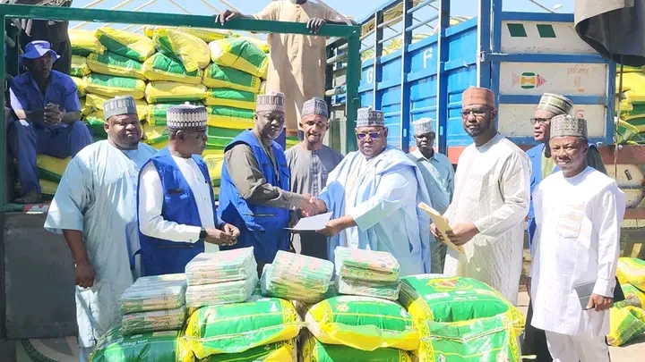 NLNG Donates Relief Materials to Borno State Flood Committee to Support Victims