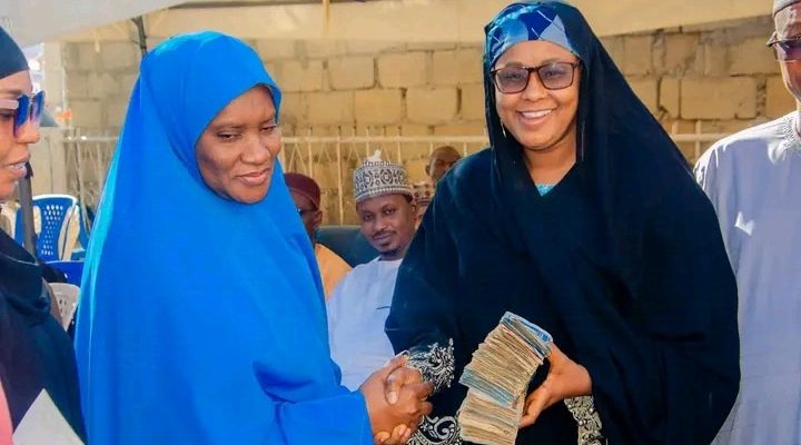 Katsina Government Rewards Woman for Returning N748,320 Mistakenly Paid into Her Account