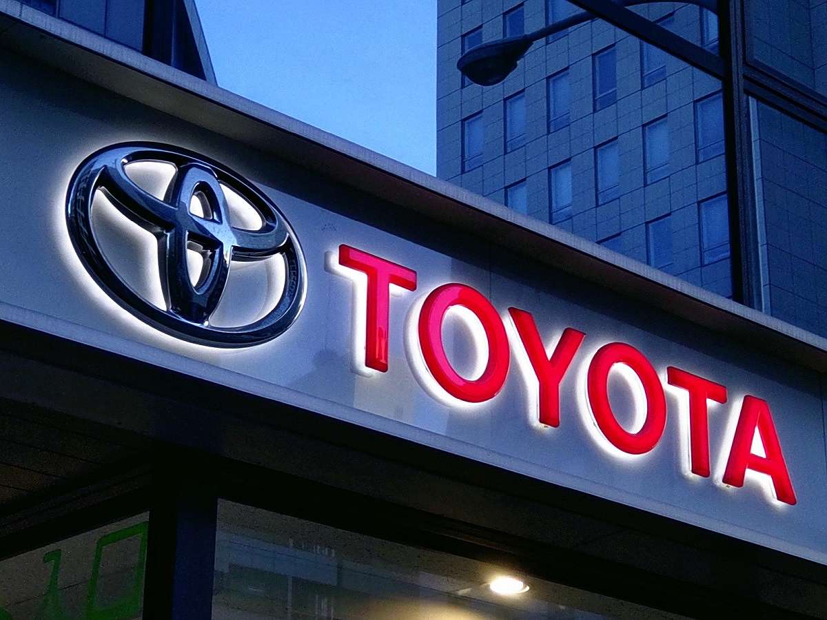Toyota Leads Global Auto Brands As Tesla Falls In 2025 Rankings