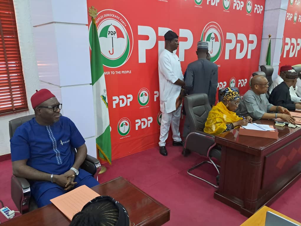 JUST IN: Chaos As Anyanwu, Ude-Okoye Storm BoT Meeting
