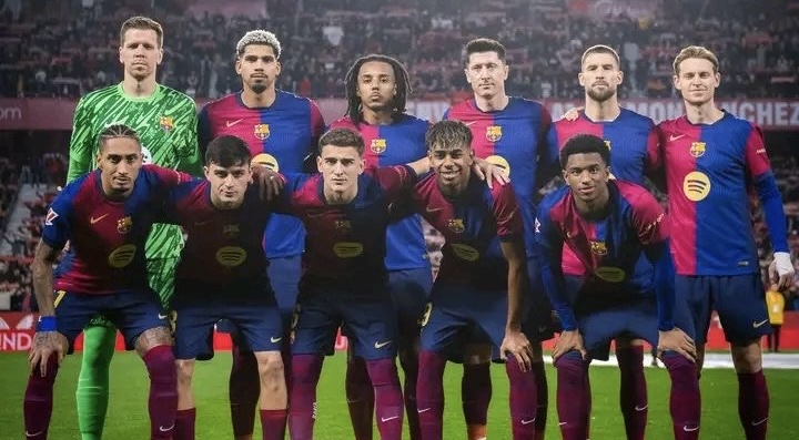 La Liga: 10-Man Barcelona Crush Sevilla to Close Points Gap on Real Madrid