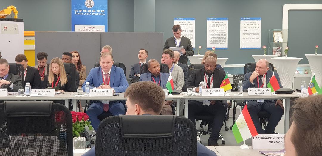 ComInfFest 2025: MTUCI Discusses Prospects for Exporting Russian IT Education