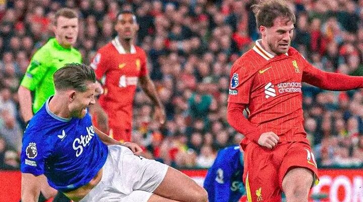 Everton Strongly Condemns Death Threats Against Tarkowski