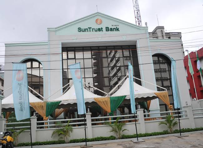 Inside the $12 Million Oil Deal: How SunTrust Bank Executives Were Linked to Suspicious Forex Transactions
