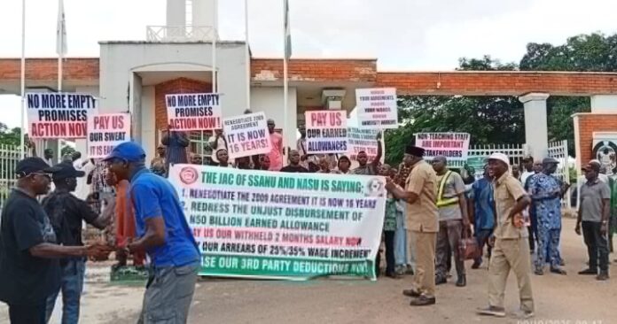 University Non-Teaching Staff Protest in Abuja Over Unfulfilled Government Agreements