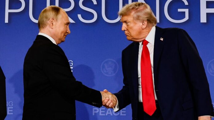 Trump Reportedly Pressures Zelenskiy to Accept Peace Deal with Putin