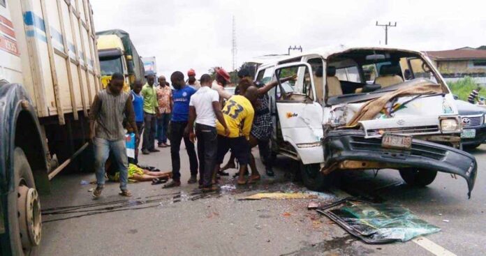 Five Killed, 34 Injured in Early-Morning Crash on Lapai–Suleja Road