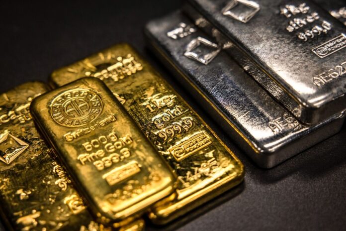 Gold and Silver Rally to Record Peaks as Trade Tensions Escalate