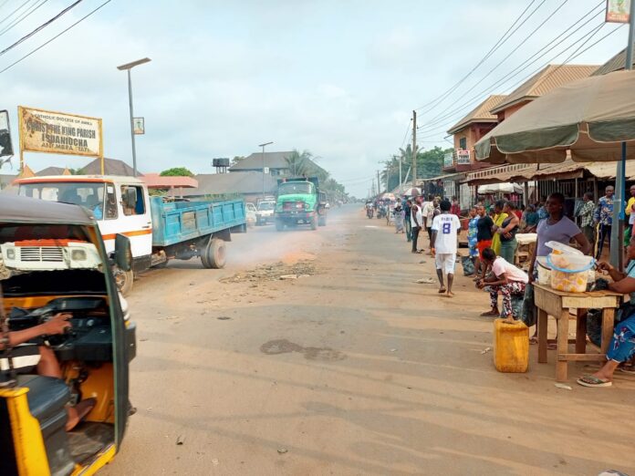 Anambra Schools, public offices, Markets defy fake IPOB threat, open for business on Monday