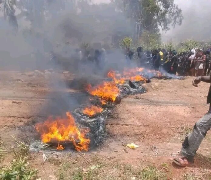Funeral Turns Violent as Protesters Set Military Checkpoint Ablaze in Plateau State 